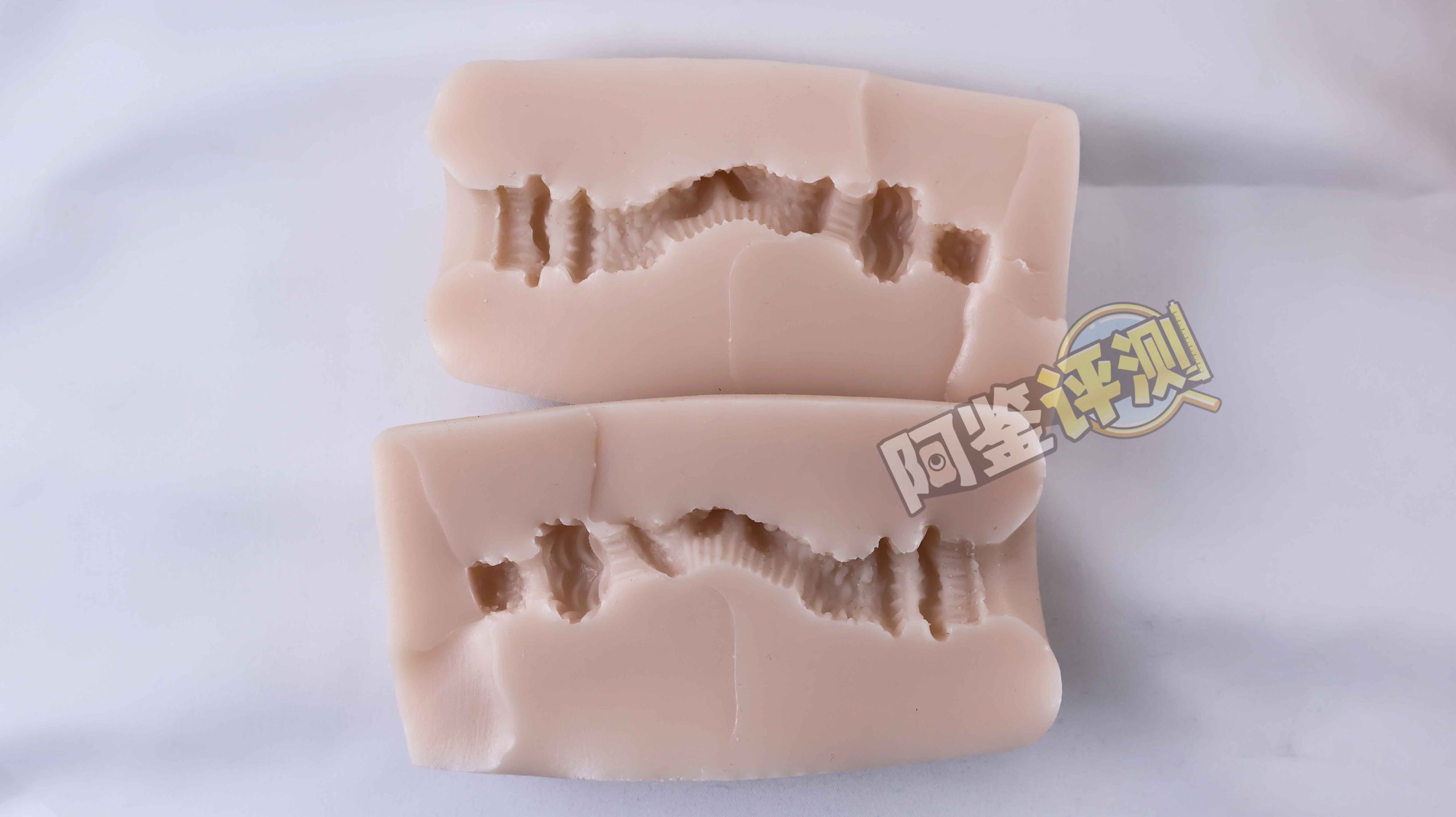 杯多多-“七彩罐娘”评测!隐蔽型的可乐罐飞机杯,图一乐还是真实用?(上:红,黄,橙)