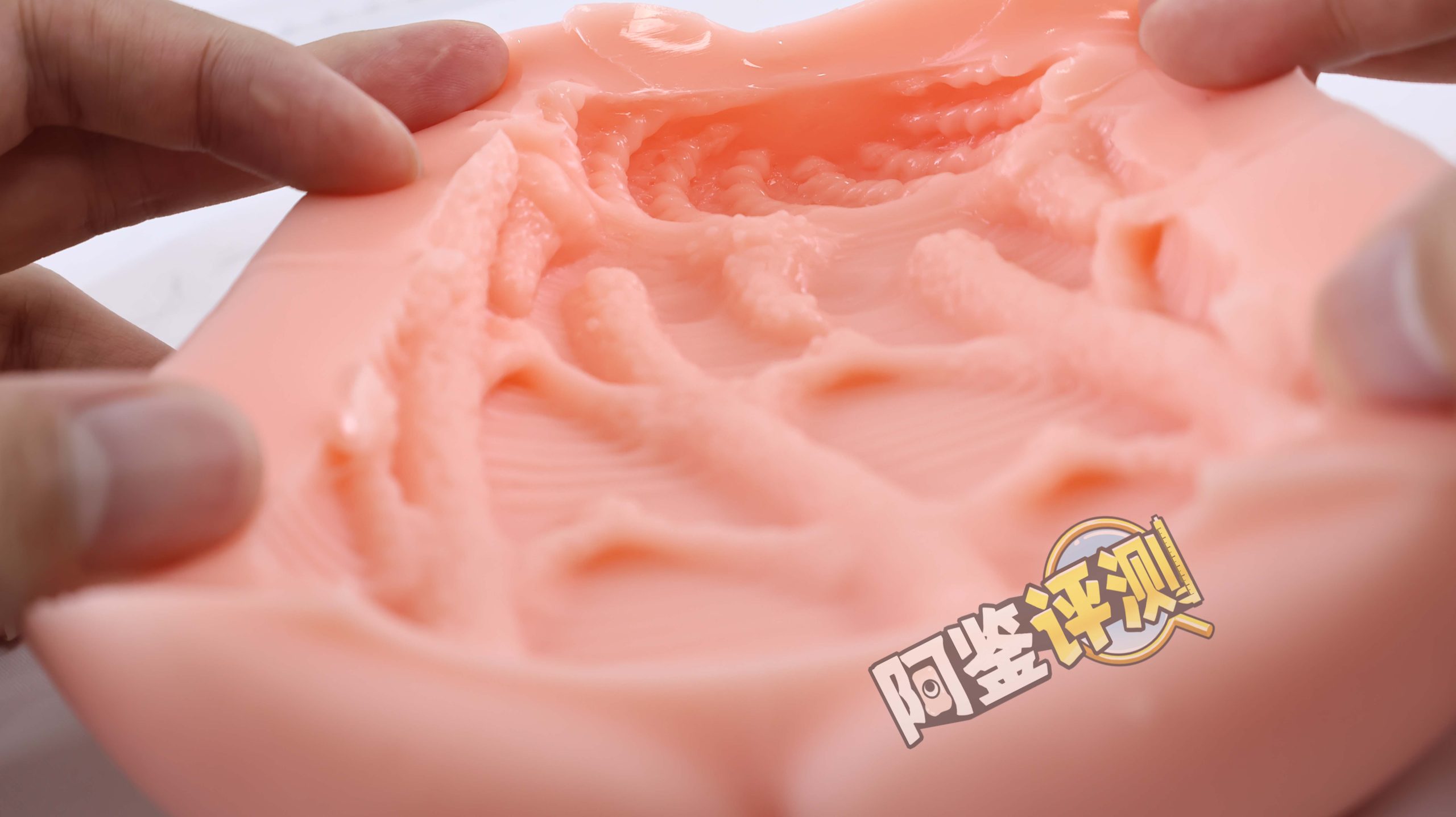 对子哈特—“秘镜欲情”评测!慢于潮流的对子哈特,仍然在保持自己的工匠之心