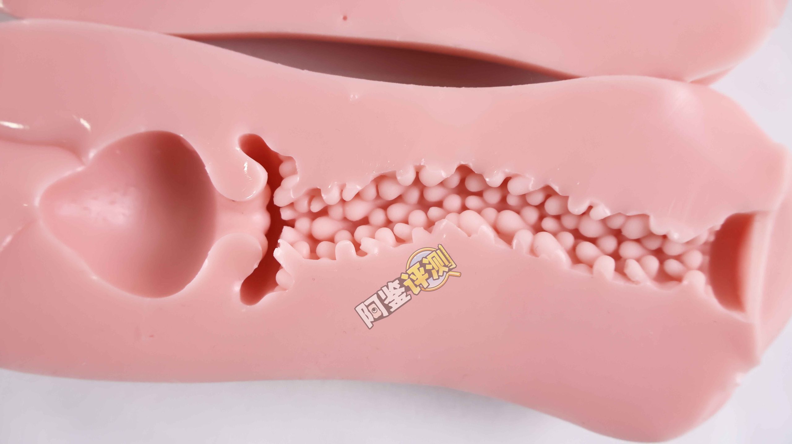 对子哈特—“真实17岁+G19八代”评测!完全相同的翻版倒模,简单粗暴的按摩结构!