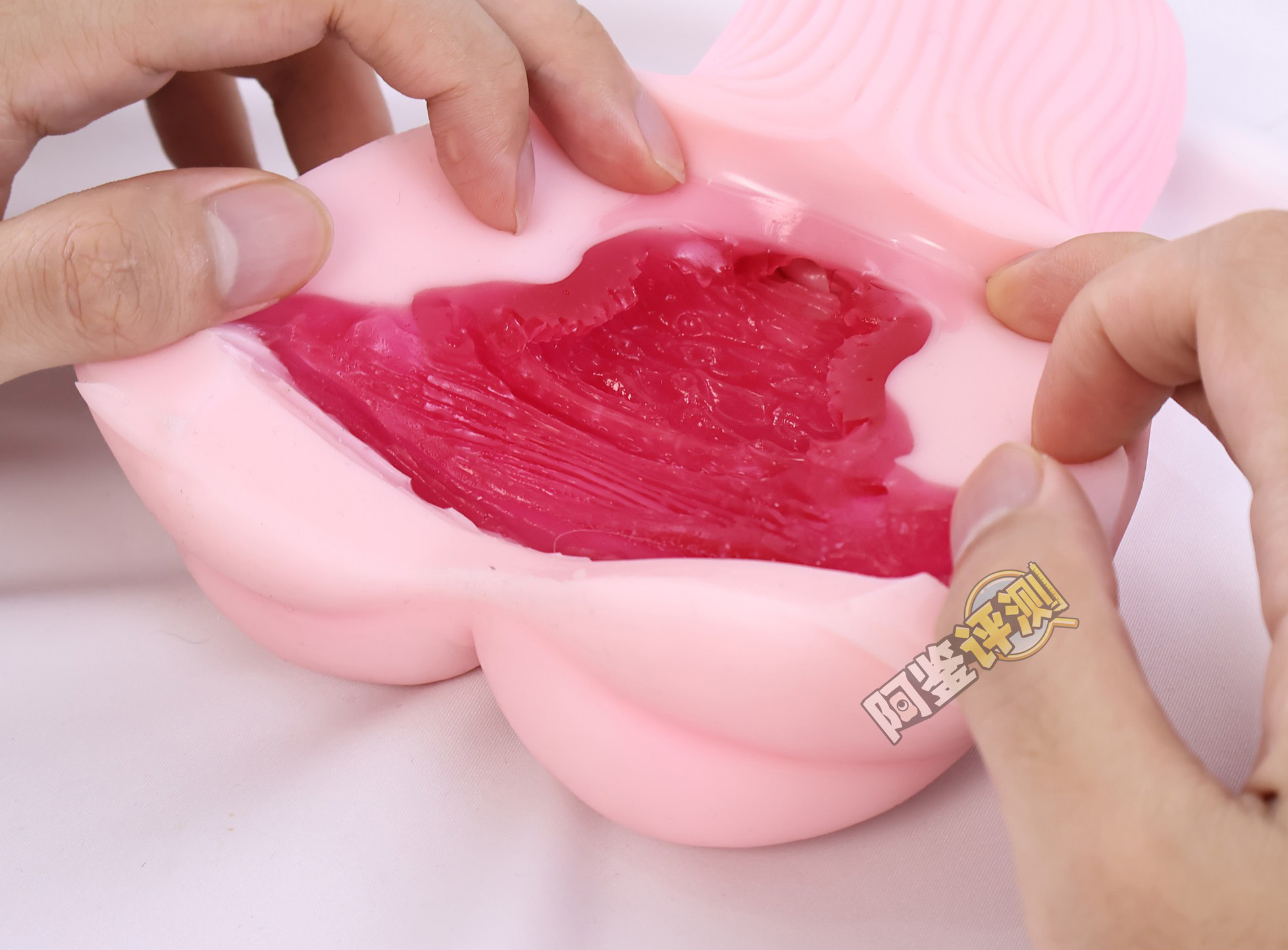 魔眼——“极彩子宫(软版)”评测!经典老款子宫杯,放到现在表现怎么样?