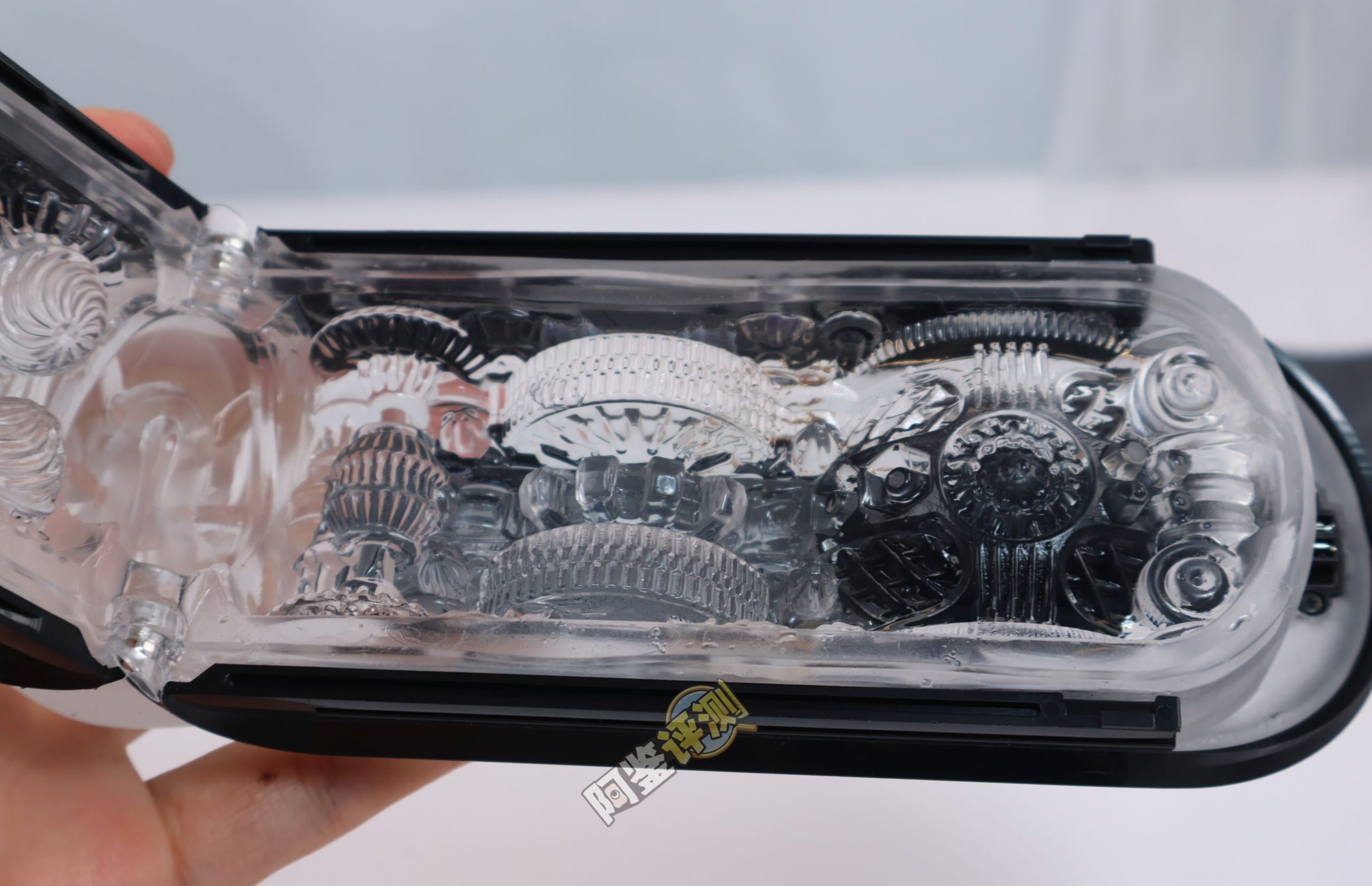 TENGA——“flip GRAVITY黑(电动版)”评测!夹更紧的“魔怔真空杯”,还有个紧贴的震动选项