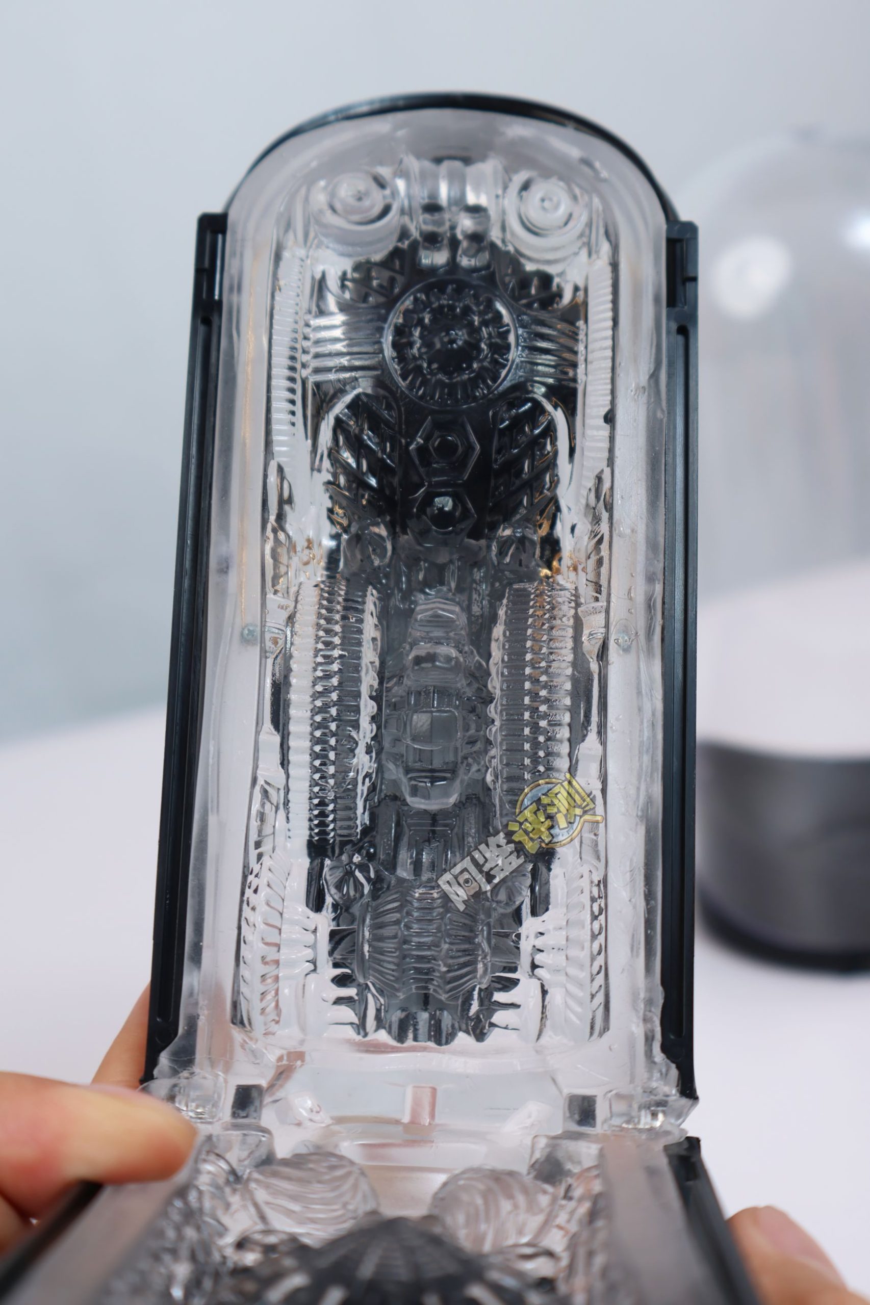 TENGA——“flip GRAVITY黑(电动版)”评测!夹更紧的“魔怔真空杯”,还有个紧贴的震动选项