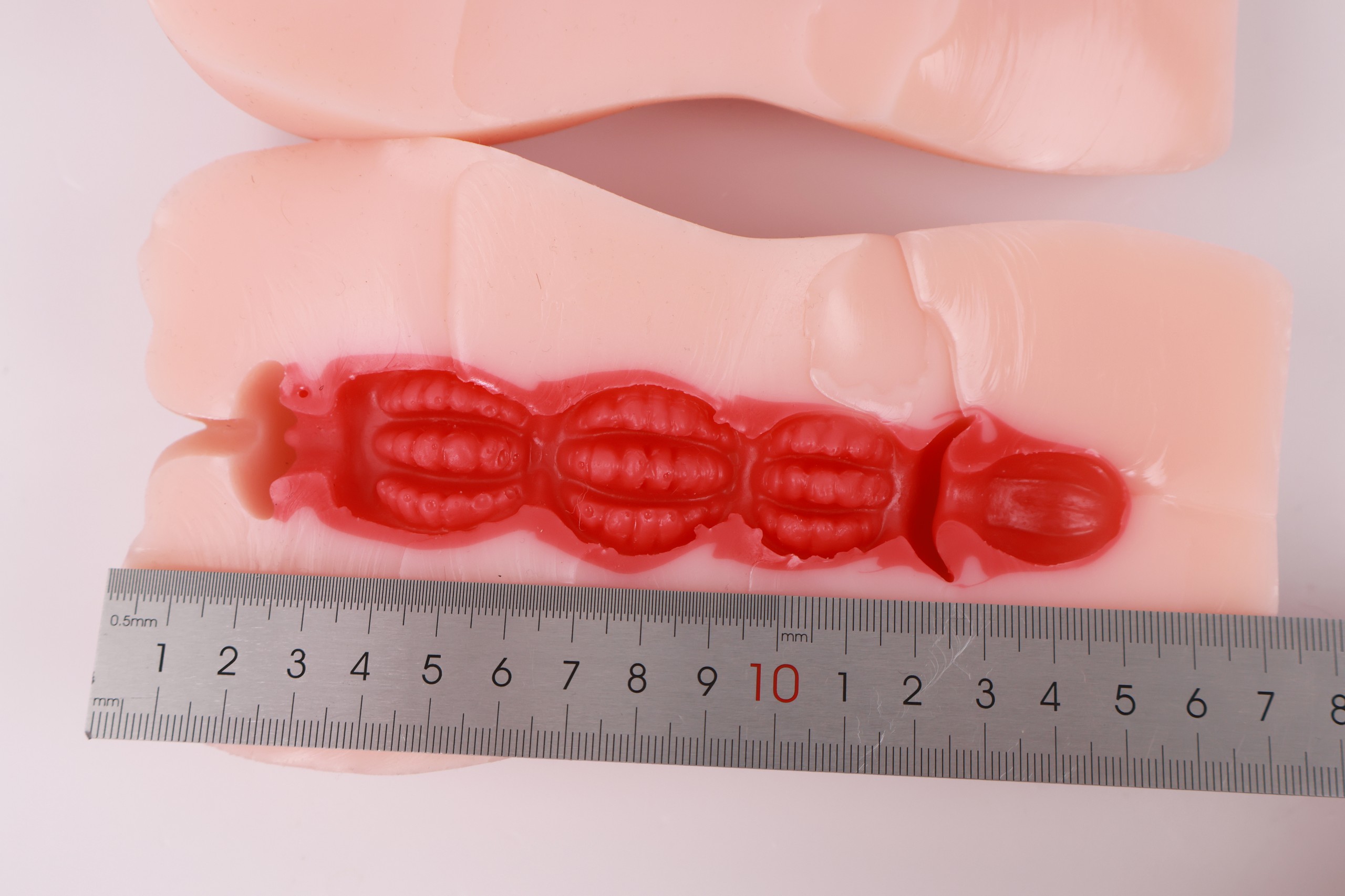 lovefactor——“职场魅魔”评测!在日本流行的剐蹭感设计,终于得到了一个厚实优质的"肉体"