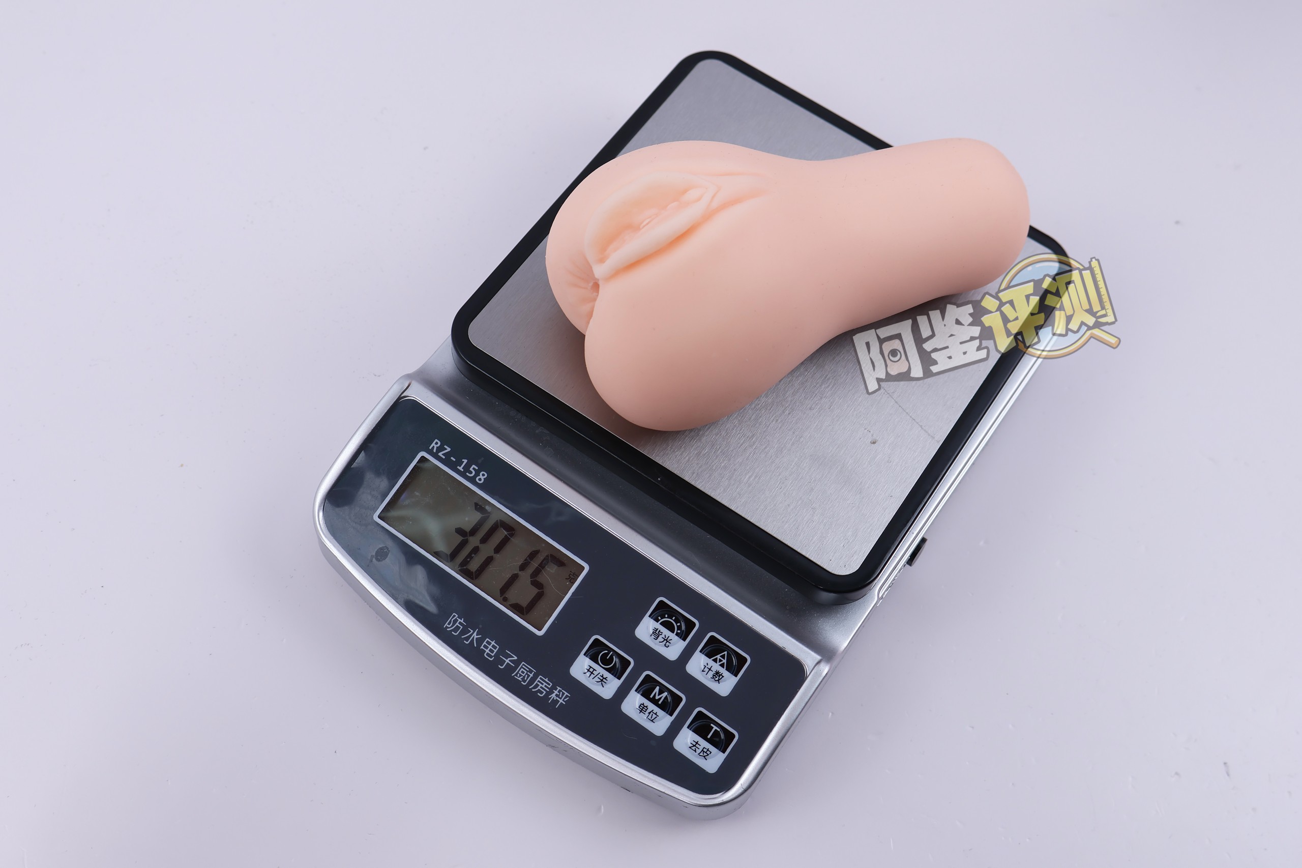 对子哈特——“性徒会长”评测!自慰套一般的贫瘠体验,如今几乎毫无价值的上古菊花杯