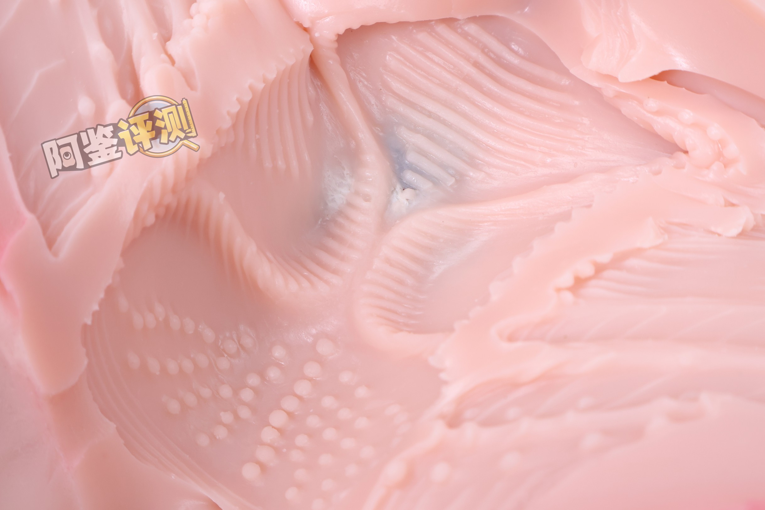 BONMOR——“美骨柔姬”评测!超级真实的肋骨握持感,但腿部和通道设计糟糕到难以相信