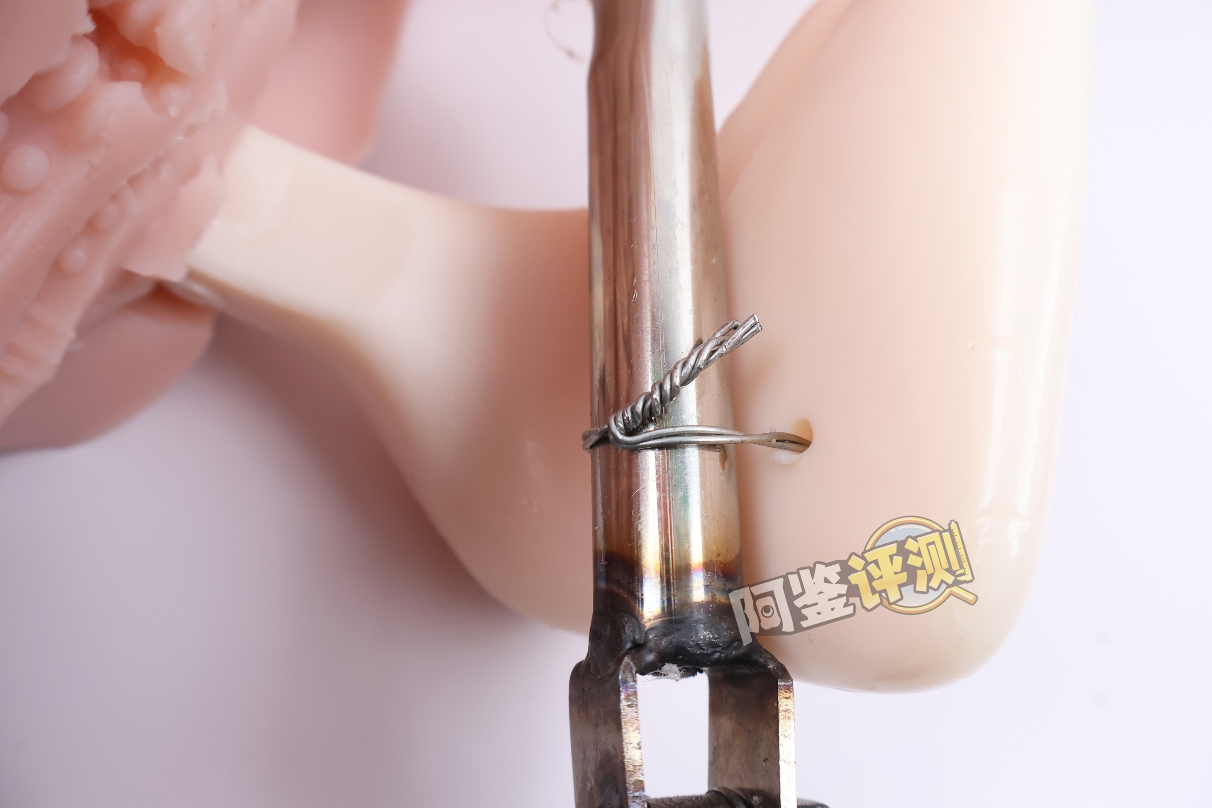 BONMOR——“美骨柔姬”评测!超级真实的肋骨握持感,但腿部和通道设计糟糕到难以相信