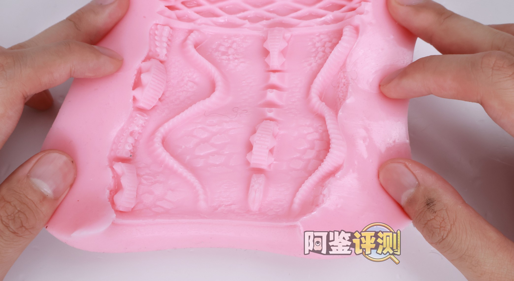 RIDE JAPAN——“海马波浪”评测!黏感材料的独特发挥,带有奇奇怪怪“滞留感”的竖向剐蹭!