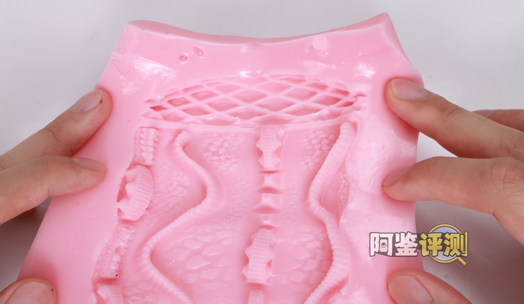 RIDE JAPAN——“海马波浪”评测!黏感材料的独特发挥,带有奇奇怪怪“滞留感”的竖向剐蹭!