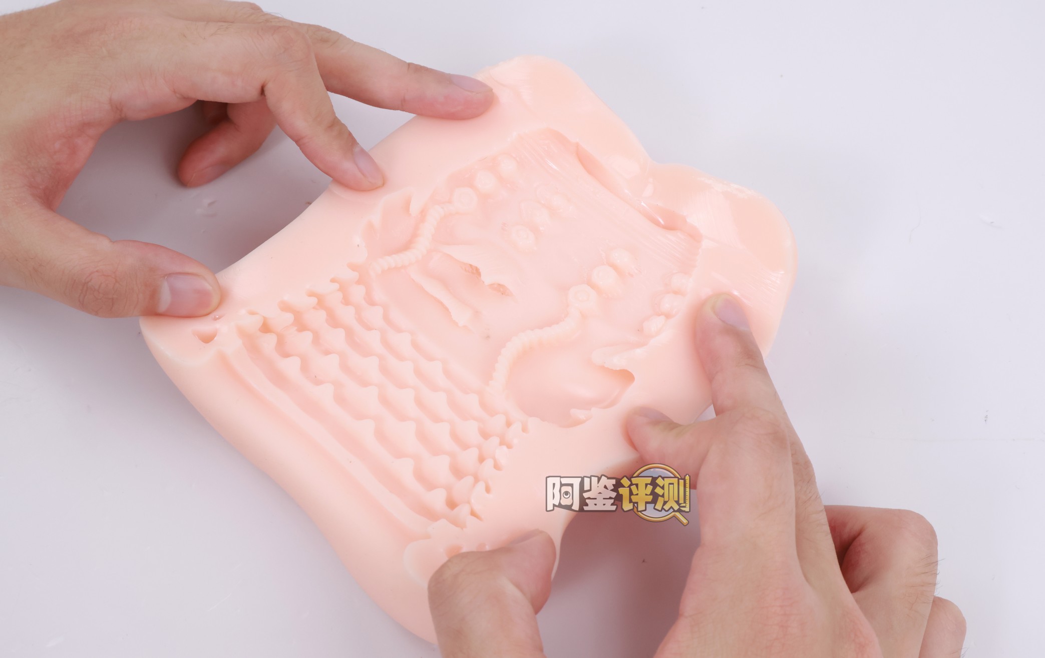 DNA JAPAN——“家庭教师X催眠”评测!邦邦硬的软水管手感胶体,超级冷门猎奇的“无弹性”高硬度材料