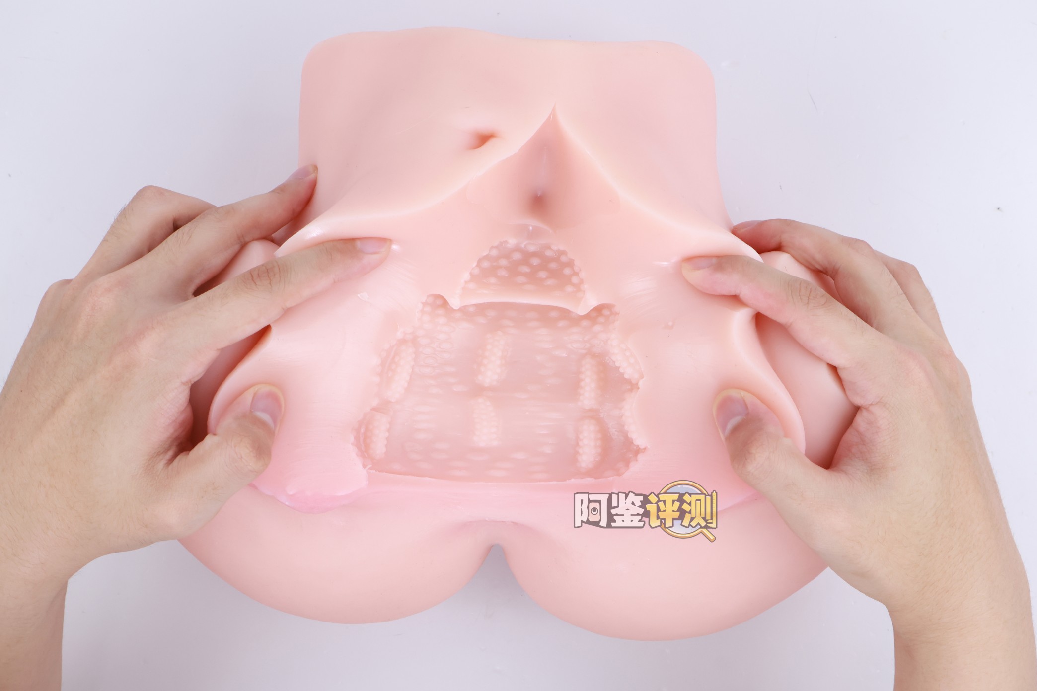 对子哈特——“唯樱璃”评测!再次更换材料的6kg性价比款臀模,非常“平均”的常规PP