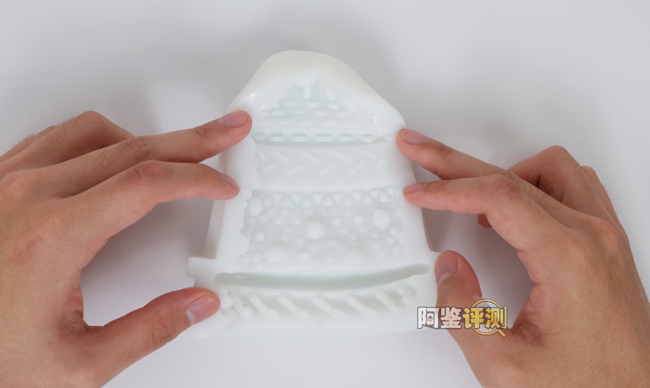 GXP——“艾萝机娘(手动款)”评测!TENGA打气筒“AERO—Cobalt Ring”的复刻版,但工艺水平还并没有达到那么好