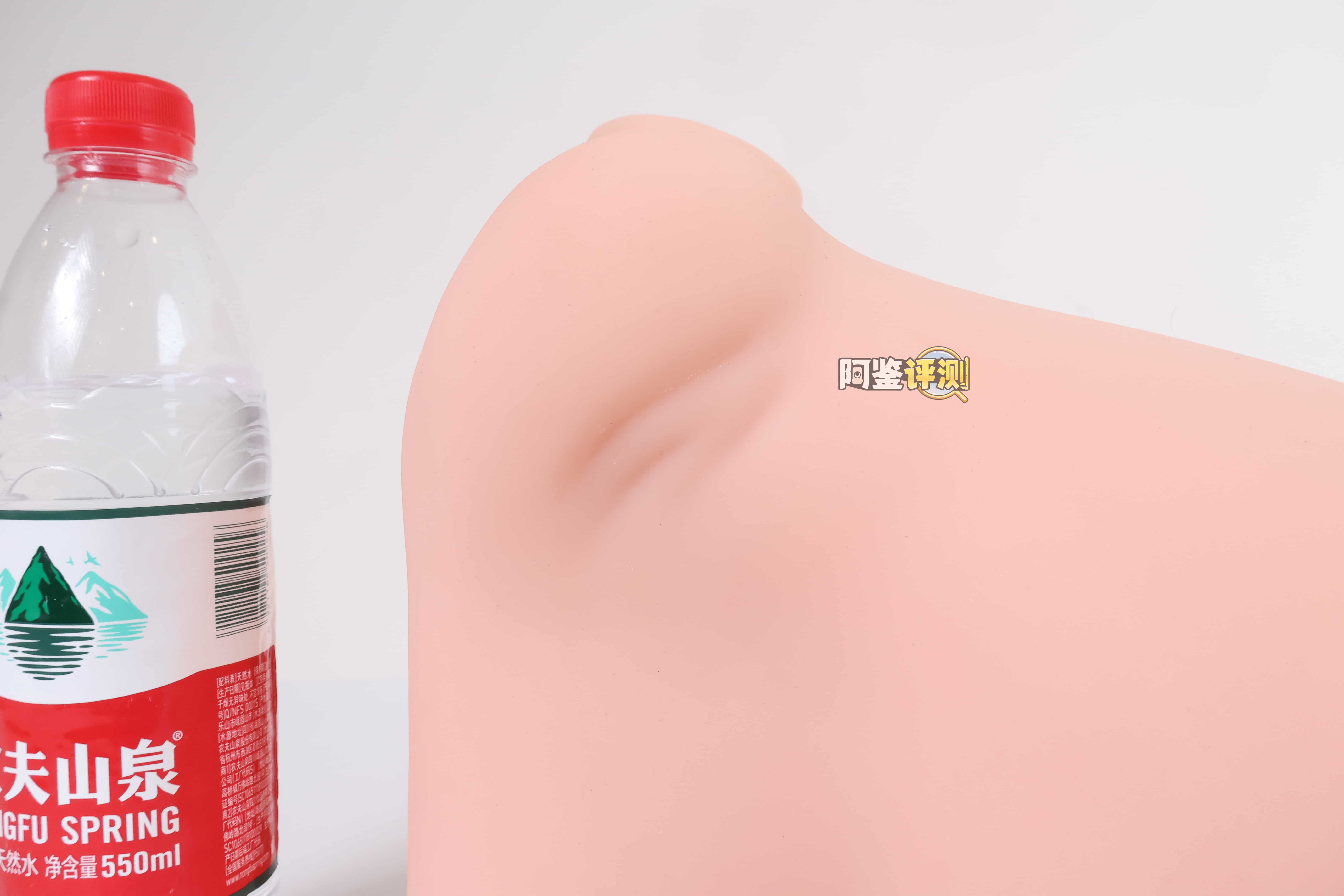 GOSE——”爆乳魔皇”评测!带身体厚度的超大重量胸模,设计上没有缺陷但实用的角度并不算很多