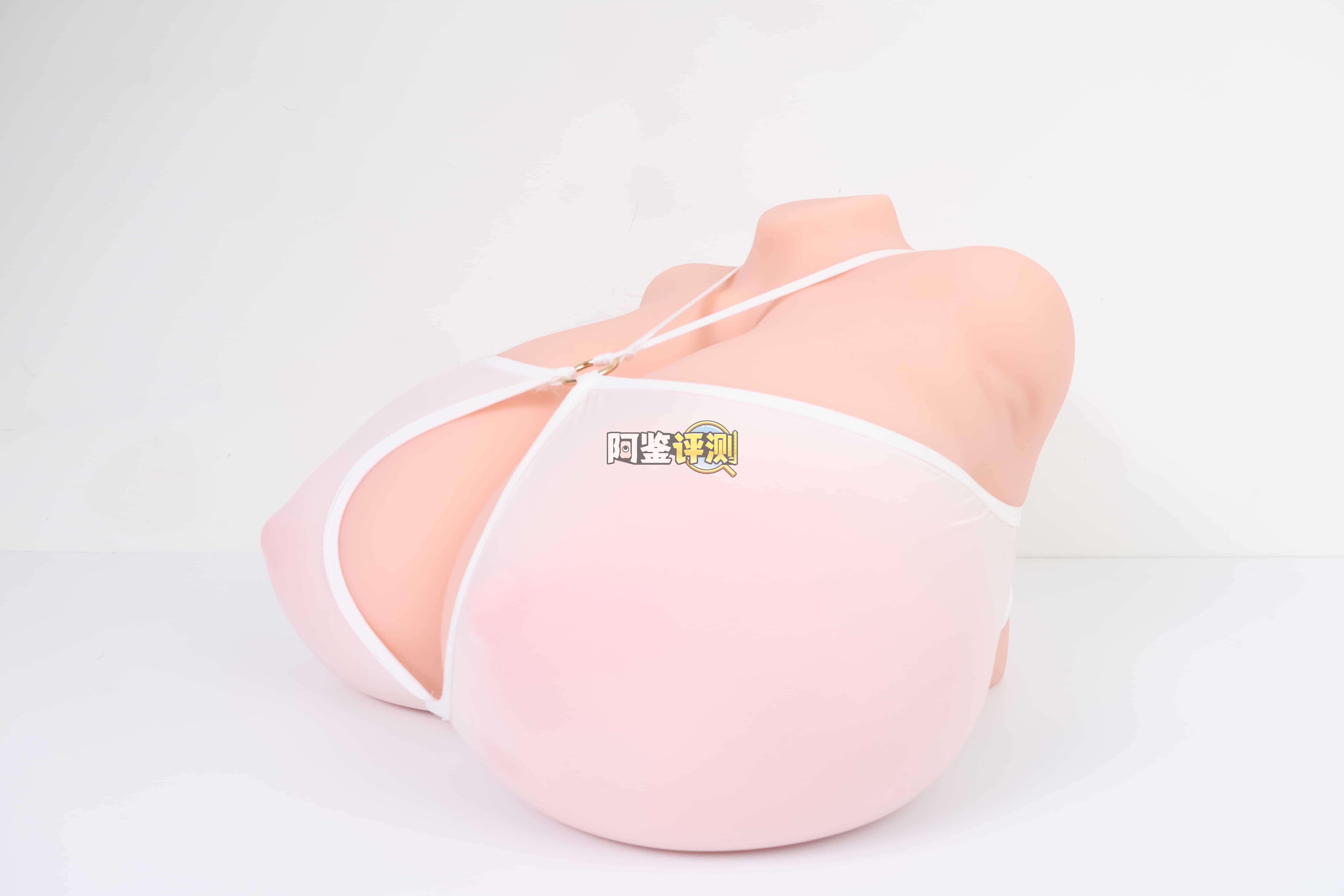 GOSE——”爆乳魔皇”评测!带身体厚度的超大重量胸模,设计上没有缺陷但实用的角度并不算很多