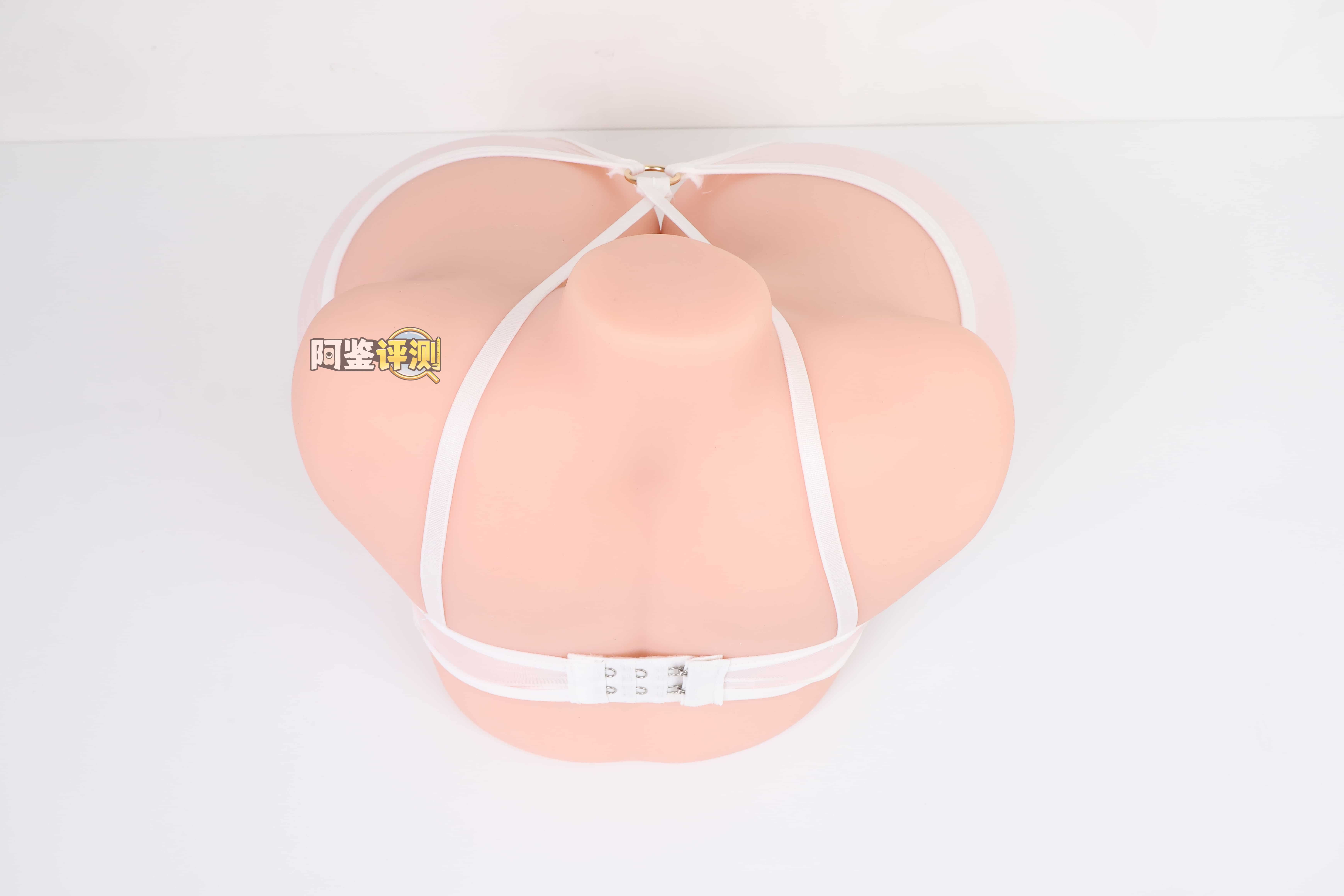 GOSE——”爆乳魔皇”评测!带身体厚度的超大重量胸模,设计上没有缺陷但实用的角度并不算很多