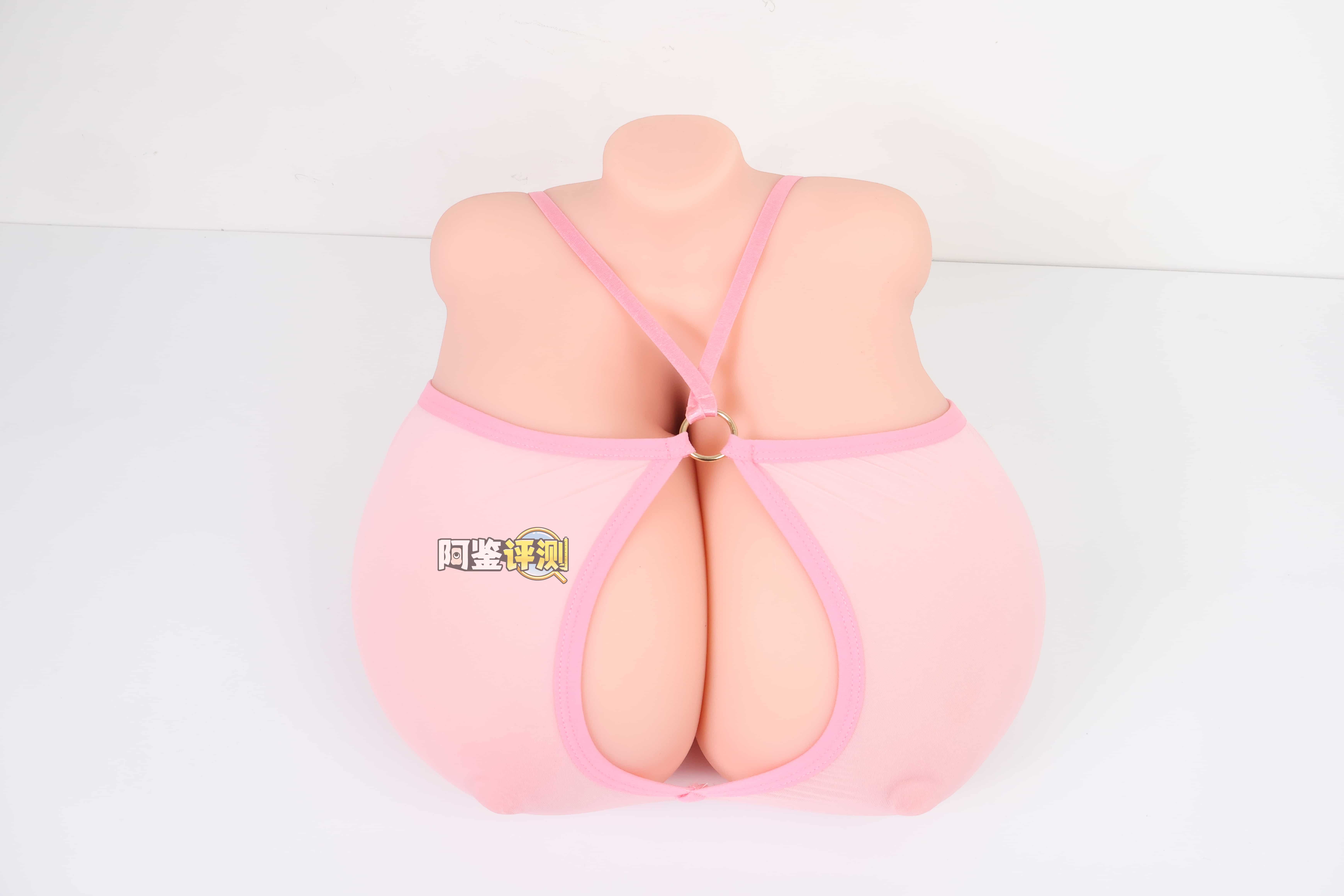 GOSE——”爆乳魔皇”评测!带身体厚度的超大重量胸模,设计上没有缺陷但实用的角度并不算很多