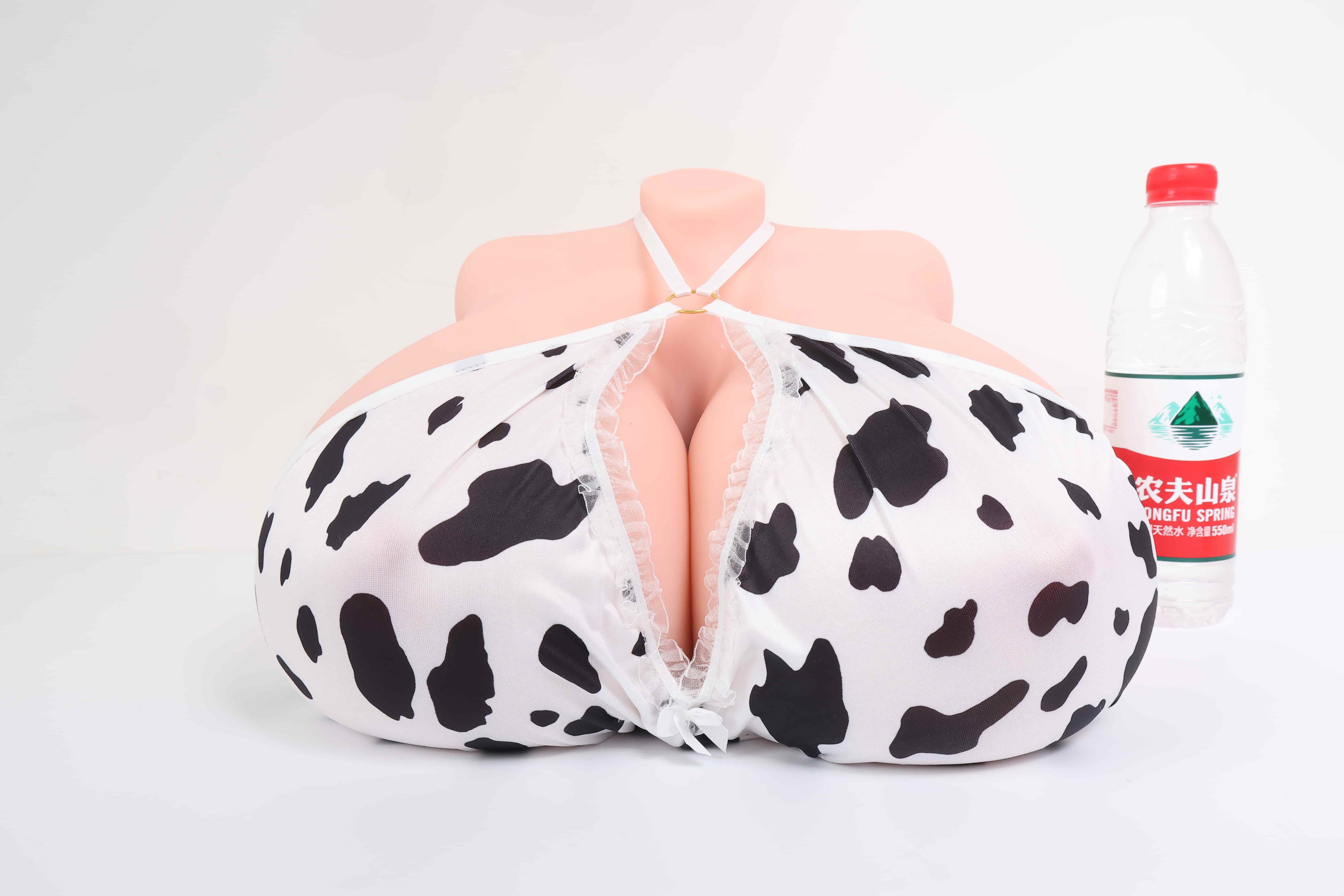 GOSE——”爆乳魔皇”评测!带身体厚度的超大重量胸模,设计上没有缺陷但实用的角度并不算很多