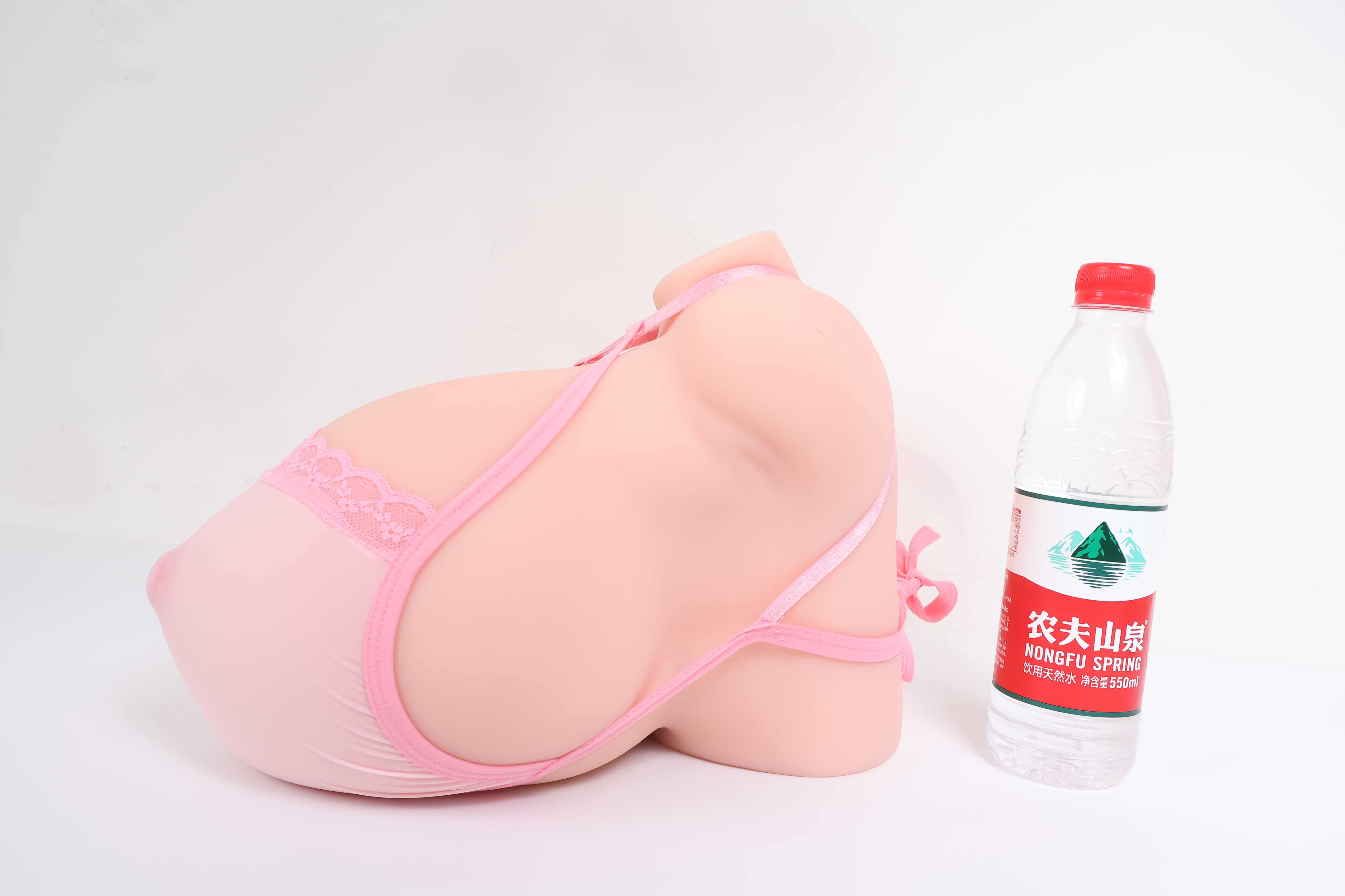 GOSE——”爆乳魔皇”评测!带身体厚度的超大重量胸模,设计上没有缺陷但实用的角度并不算很多