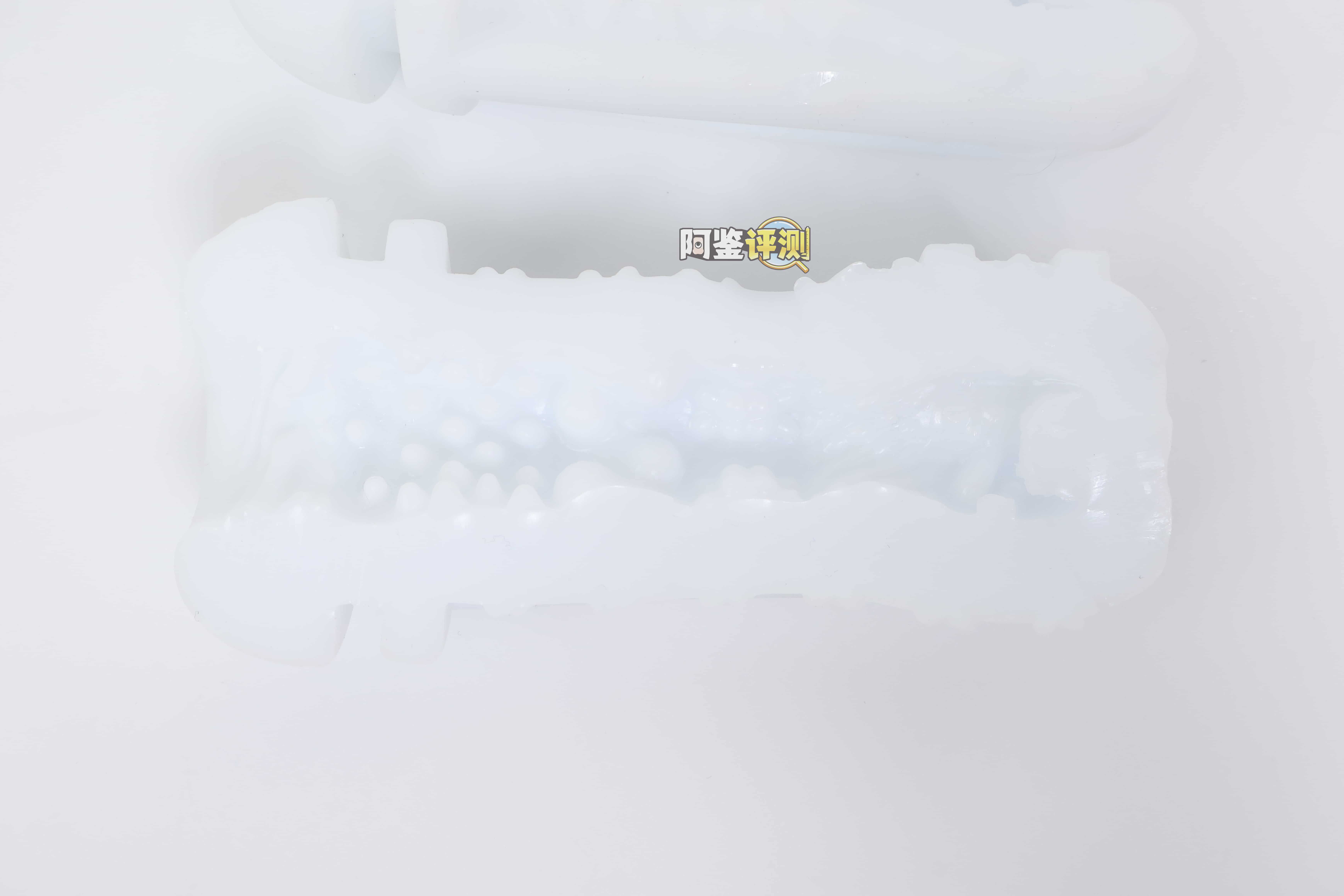 网易春风——“千面pro”评测!机械设计全都非常到位,但一接触到胶体就拉了胯了....