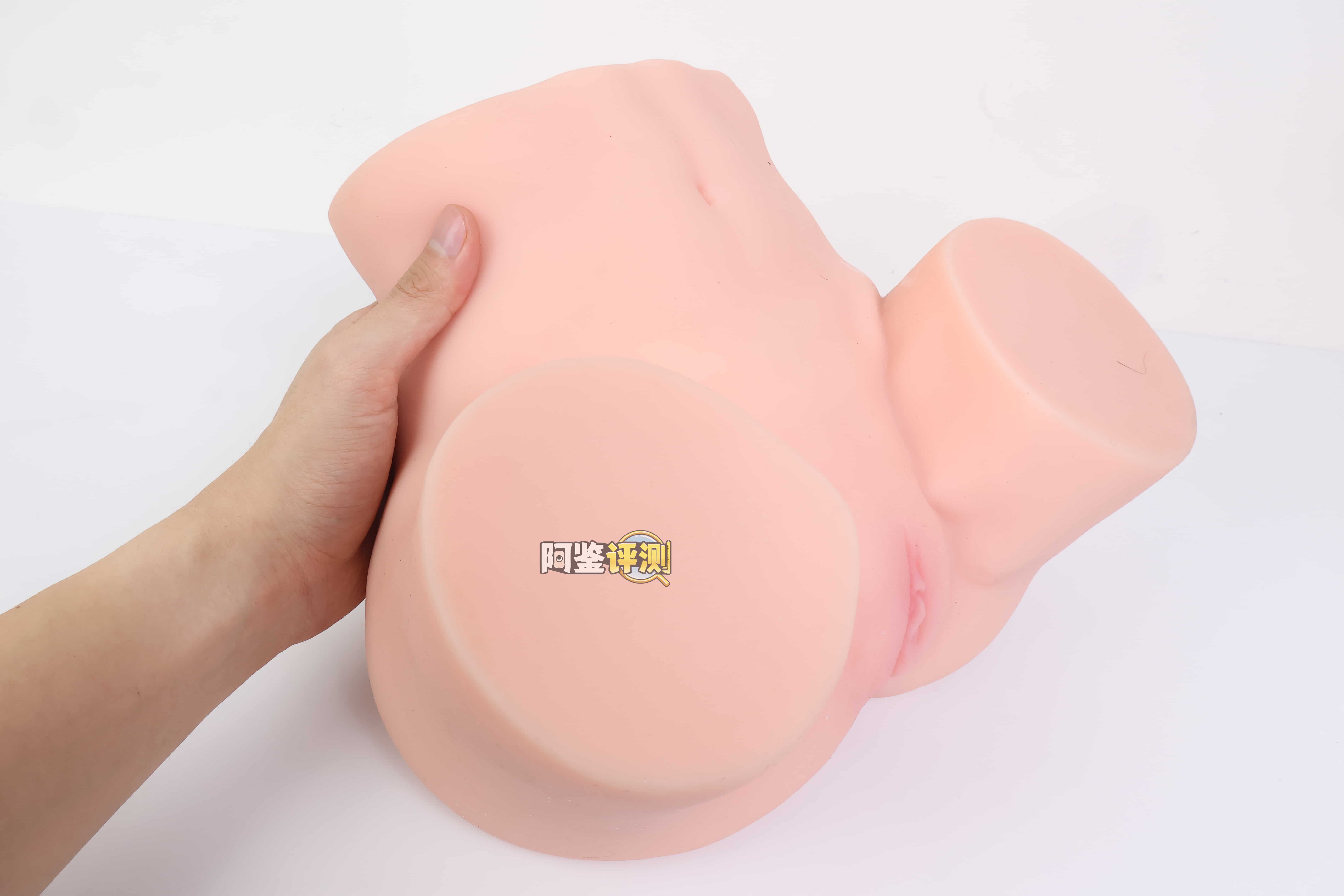 COC——”元气教练”评测!可可狼姬的肉色加大版,但脂软部分感觉做得稍微有些保守