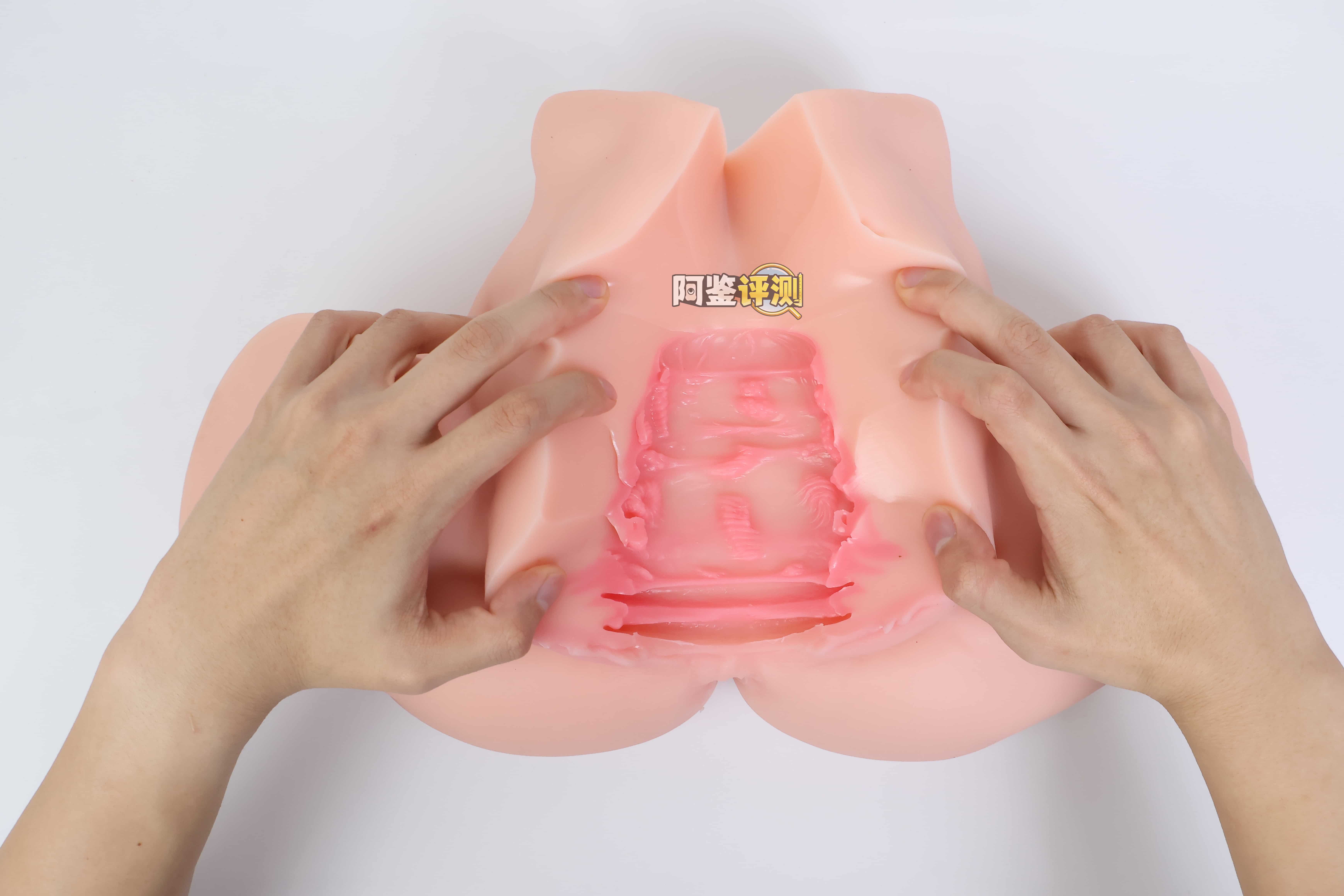 COC——”元气教练”评测!可可狼姬的肉色加大版,但脂软部分感觉做得稍微有些保守