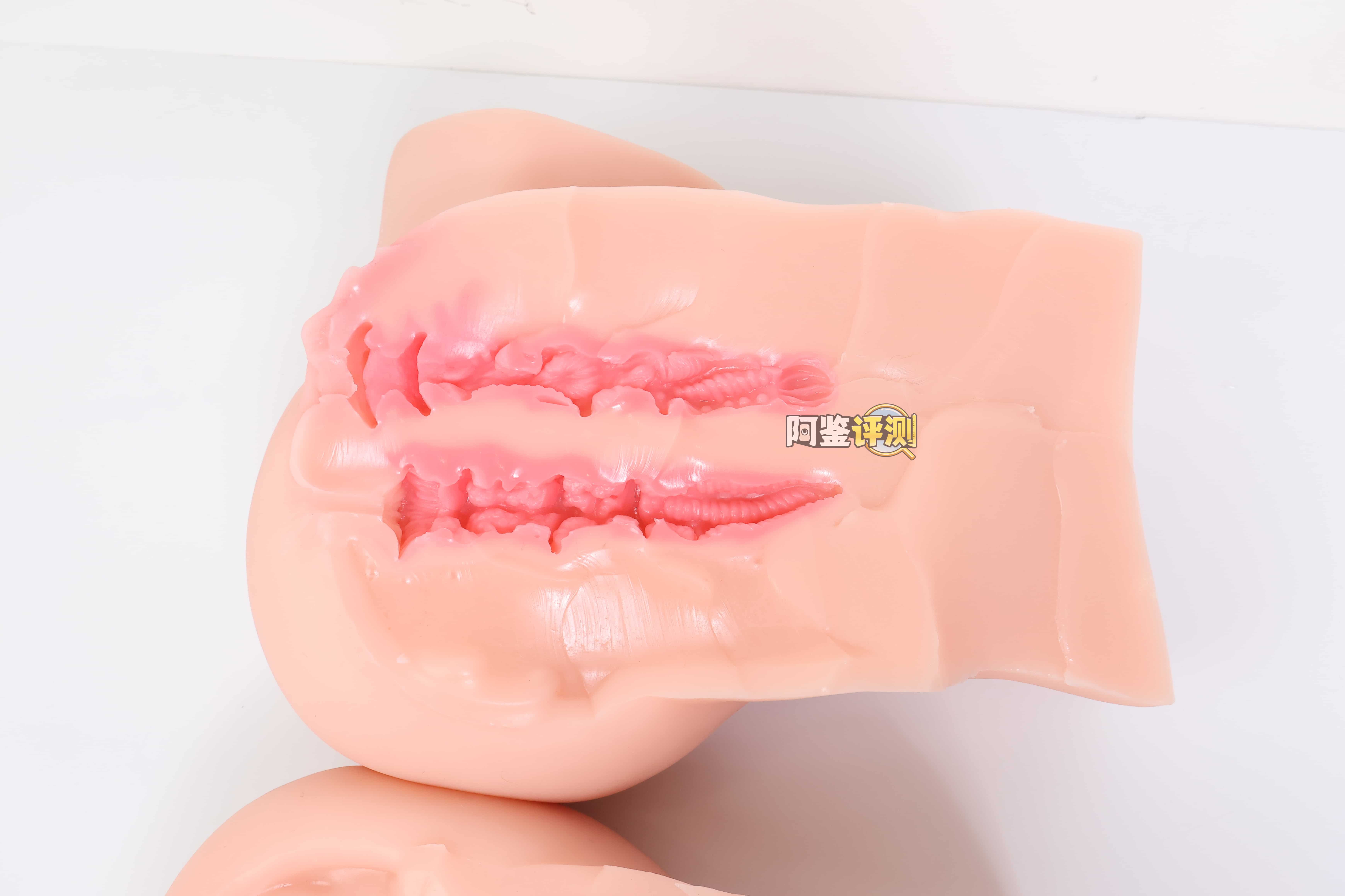 COC——”元气教练”评测!可可狼姬的肉色加大版,但脂软部分感觉做得稍微有些保守